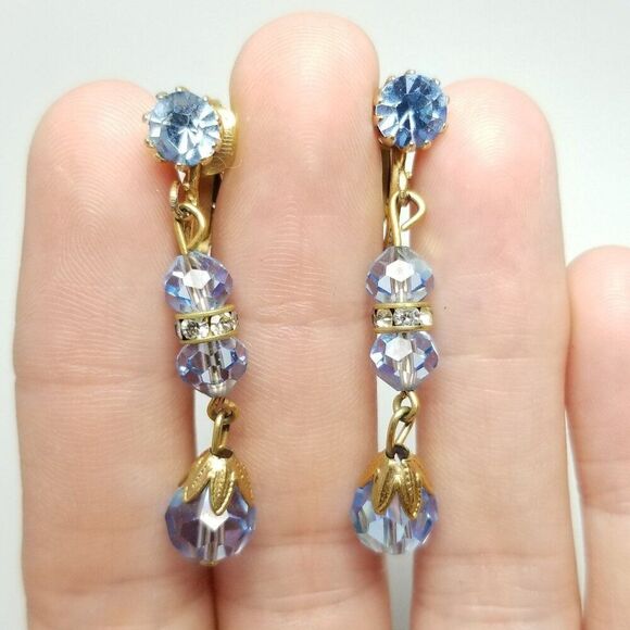 Vintage Blue Beaded Dangle Clip On Earrings, Gold Tone Setting, Estate - Picture 1 of 5
